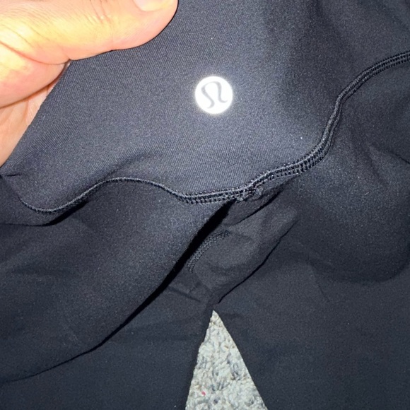 Lululemon Wunder Under Crop (Hi-Rise) *Full-On Luxtreme 21" size 8 - Picture 6 of 9